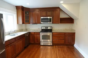 80 Center St, Burlington, MA 01803 - Photo 6