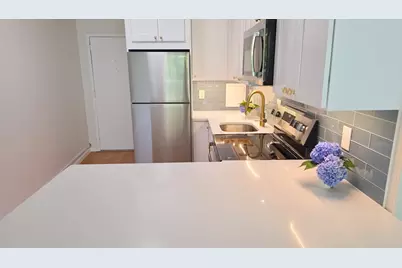 200 Swanton #L8, Winchester, MA 01890 - Photo 6