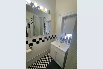 1217 Beacon St #7, Brookline, MA 02446 - Photo 4