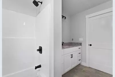 7 Stephanie Dr #0, Gardner, MA 01440 - Photo 14