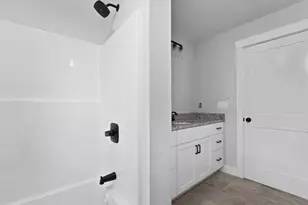 7 Stephanie Dr, Gardner, MA 01440 - Photo 14