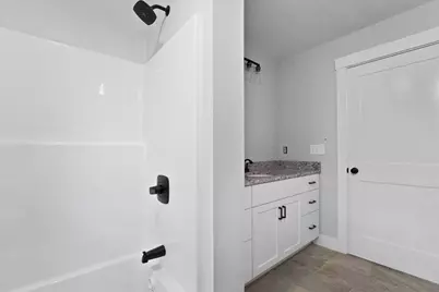 7 Stephanie Dr #0, Gardner, MA 01440 - Photo 14