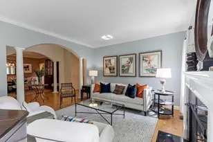 54 William St, Andover, MA 01810 - Photo 4