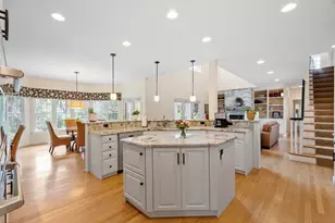 54 William St, Andover, MA 01810 - Photo 8