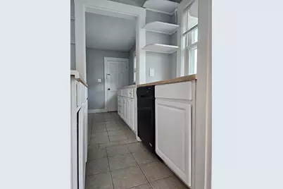 62 Royal St #2, Quincy, MA 02170 - Photo 8