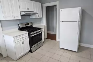 62 Royal St, Quincy, MA 02170 - Photo 6