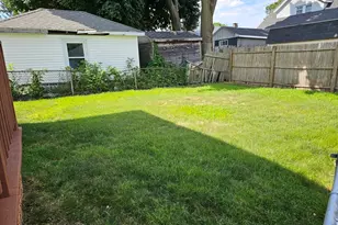 62 Royal St, Quincy, MA 02170 - Photo 16