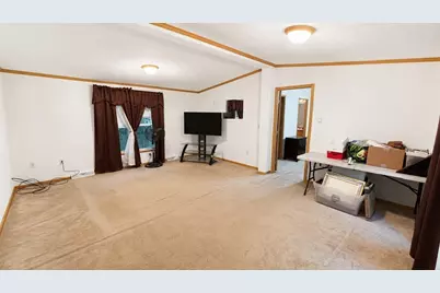 1 Breezy Bend, Auburn, MA 01501 - Photo 2