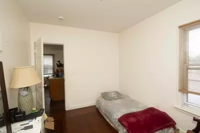 10 Monroe St, Springfield, MA 01109 - Photo 12