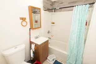 10 Monroe St, Springfield, MA 01109 - Photo 14