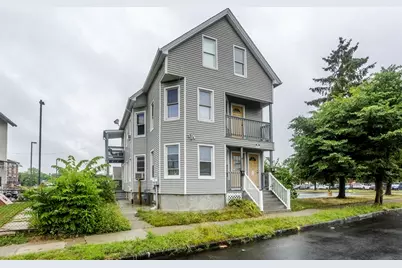 10 Monroe St, Springfield, MA 01109 - Photo 2