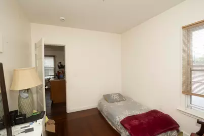 10 Monroe St, Springfield, MA 01109 - Photo 12