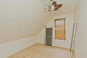10 Monroe St, Springfield, MA 01109 - Photo 36