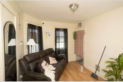 10 Monroe St, Springfield, MA 01109 - Photo 30