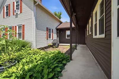 33-37 Cottage St, Amherst, MA 01002 - Photo 14