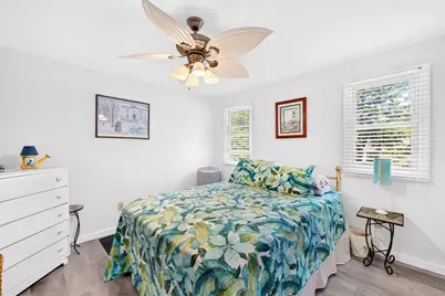 108 Pheasant Ln, Falmouth, MA 02536 - Photo 18