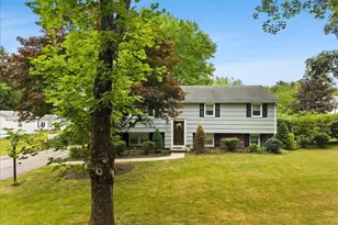 563 Summer St, East Bridgewater, MA 02333 - Photo 2