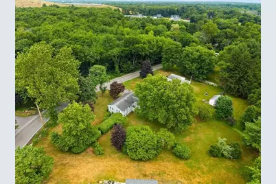 563 Summer St, East Bridgewater, MA 02333 - Photo 4