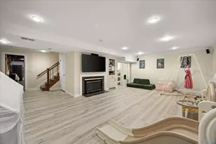 1059 Grove St, Framingham, MA 01701 - Photo 36