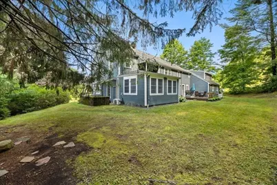1059 Grove St, Framingham, MA 01701 - Photo 4