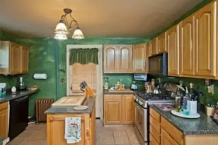 127-129 Thompson St, Springfield, MA 01109 - Photo 24