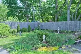 127-129 Thompson St, Springfield, MA 01109 - Photo 36