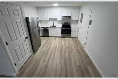 31 Vine St #28, Weymouth, MA 02188 - Photo 6