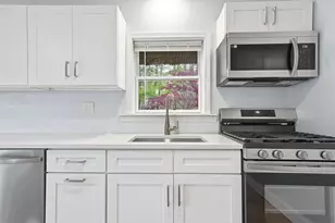 8 Ash St, Plymouth, MA 02360 - Photo 16