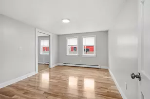 8 Ash St, Plymouth, MA 02360 - Photo 2