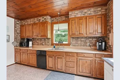 198 County St, Lakeville, MA 02347 - Photo 18