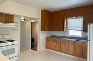 9 Playstead Rd, Malden, MA 02148 - Photo 2