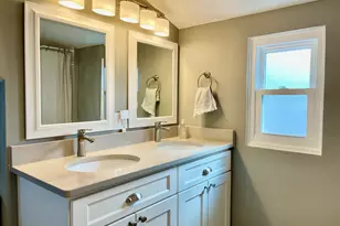 15 Wason St, Medford, MA 02155 - Photo 12