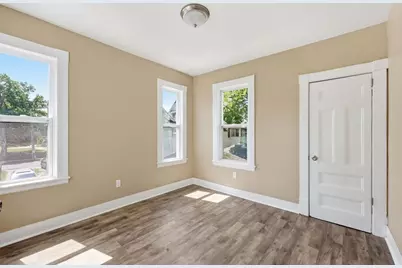 282 White St, Springfield, MA 01108 - Photo 26