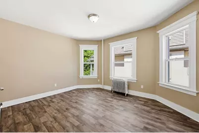 282 White St, Springfield, MA 01108 - Photo 32