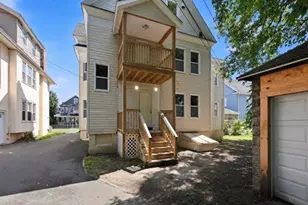282 White St, Springfield, MA 01108 - Photo 4