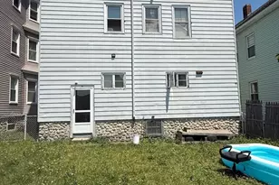 166 Clifford St, New Bedford, MA 02745 - Photo 2