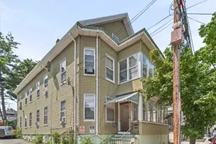 32 Salem St, Salem, MA 01970 - Photo 1