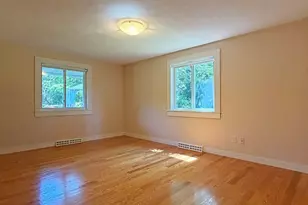 37 Stephen Pl, Newton, MA 02461 - Photo 24