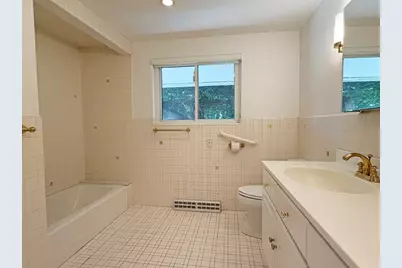37 Stephen Pl, Newton, MA 02461 - Photo 22