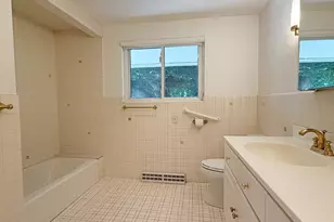 37 Stephen Pl, Newton, MA 02461 - Photo 22