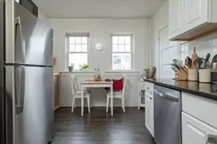 34 Dartmouth St, Watertown, MA 02472 - Photo 6