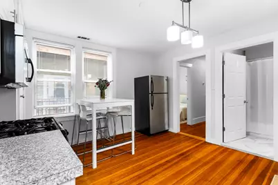 181 W 5th St #2, Boston, MA 02127 - Photo 4