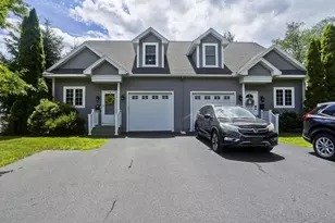 102 Lyman St, South Hadley, MA 01075 - Photo 2