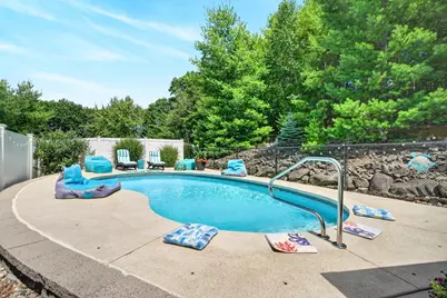 4 Waldingfield Lane, Peabody, MA 01960 - Photo 8