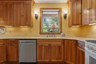 41 Penobscott Ave, Hubbardston, MA 01452 - Photo 6