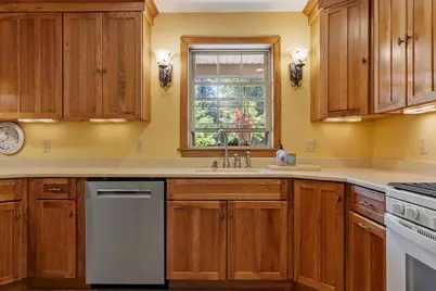 41 Penobscott Ave, Hubbardston, MA 01452 - Photo 6