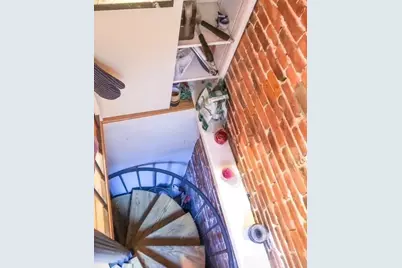 49 Garden St #1, Boston, MA 02114 - Photo 18