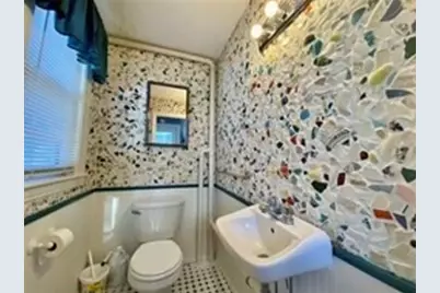 98 Highland Ave, Quincy, MA 02170 - Photo 12