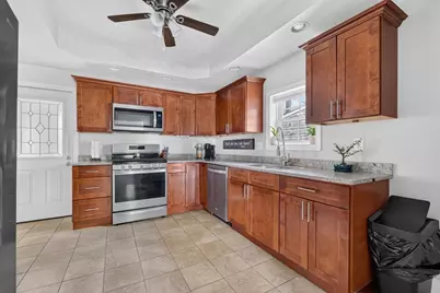 31 Chancery St, New Bedford, MA 02740 - Photo 12