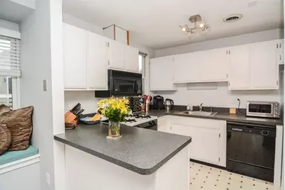 21 Concord Green #8, Concord, MA 01742 - Photo 8